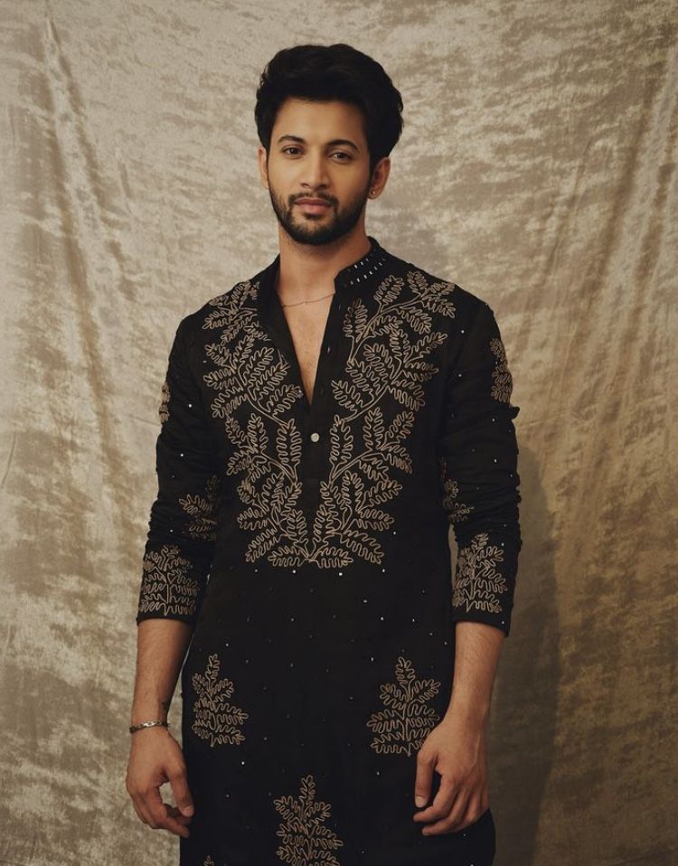 Men’s Black Kurta with Gold Floral Embroidery & Embellished Detail - Festive Wear