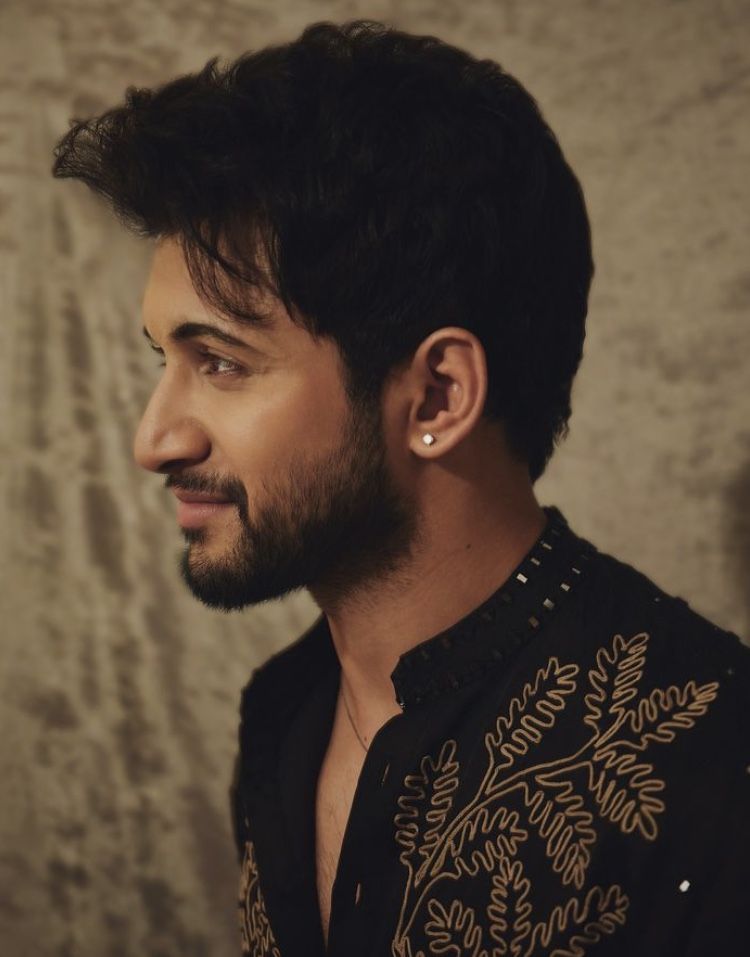 Men’s Black Kurta with Gold Floral Embroidery & Embellished Detail - Festive Wear